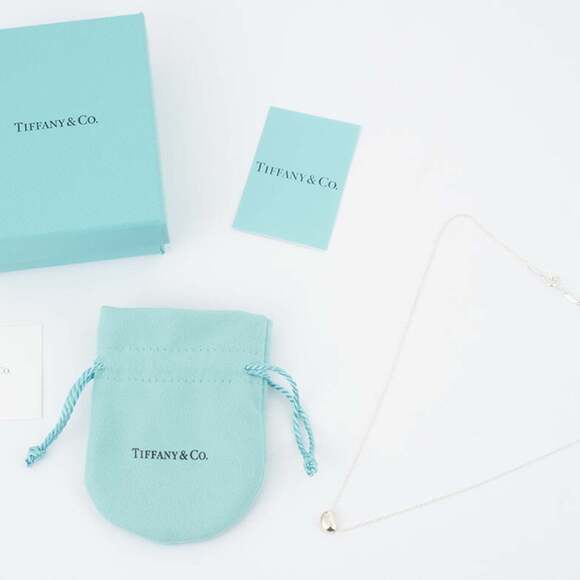 TIFFANY Silver Bean Necklace - Picture 10 of 10